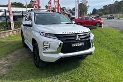 2022 Mitsubishi Pajero Sport GSR