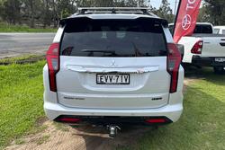 2022 Mitsubishi Pajero Sport GSR