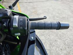 2024 Kawasaki NINJA 400 ZX-4RR KRT GREEN