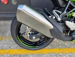 2024 Kawasaki NINJA 400 ZX-4RR KRT GREEN