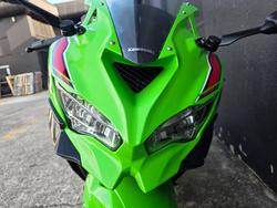 2024 Kawasaki NINJA 400 ZX-4RR KRT GREEN