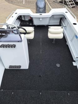 2026 QUINTREX 490 Renegade SC