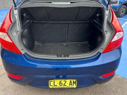 2016 Hyundai Accent Active