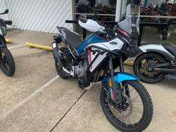 2025 CFMOTO 450 MT