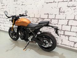 2025 Suzuki GSX-8T GSX-S Gold