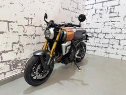 2025 Suzuki GSX-8T GSX-S Gold