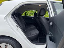 2017 Kia Rio S YB MY17 Clear White