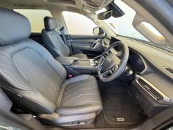 2025 LDV D90 Executive