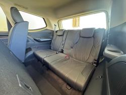 2025 LDV D90 Executive