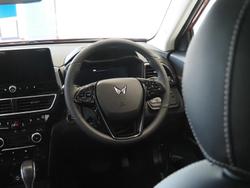 2025 Mahindra XUV3XO AX7L