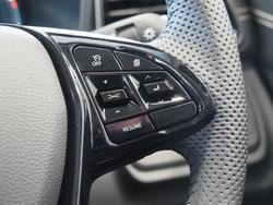 2025 Mahindra XUV3XO AX7L