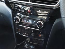 2025 Mahindra XUV3XO AX7L