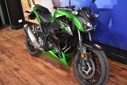 2015 Kawasaki Z300 ABS Green