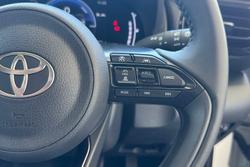 2025 Toyota Yaris Cross GXL