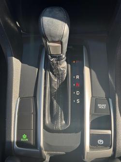 2018 Honda Civic VTi-LX