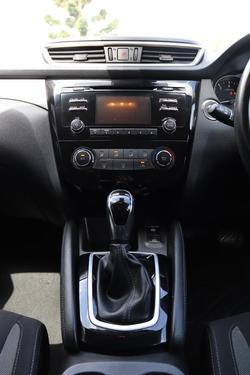 2018 Nissan QASHQAI ST