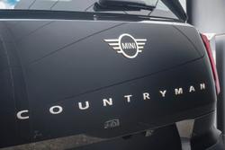 2024 MINI Countryman E Classic