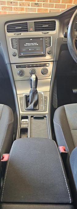 2016 Volkswagen Golf 92TSI Trendline 7 MY17 Pure White