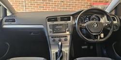 2016 Volkswagen Golf 92TSI Trendline 7 MY17 Pure White