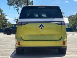 2025 Volkswagen ID. Buzz Pro BEV560