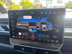 2025 Volkswagen ID. Buzz Pro BEV560