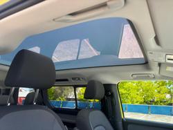 2025 Volkswagen ID. Buzz Pro BEV560