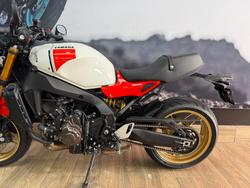 2025 Yamaha XSR900 (MTM890A) WHITE