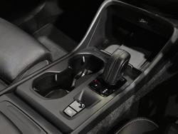 2020 Volvo XC40 T4 Momentum MY20 Ice White