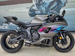 2024 Yamaha YZF-R7LA