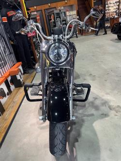 2012 Harley-davidson FLD SWITCHBACK Black