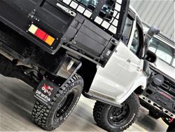 2012 Toyota Hilux SR KUN26R MY12 4X4 Glacier White