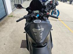 2022 Yamaha YZF-R3 Black