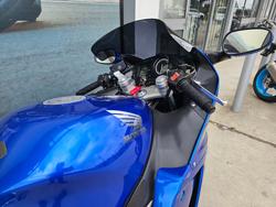 2001 Honda CBR1100XX (SUPER BLACKBIRD) Blue