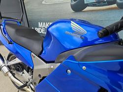 2001 Honda CBR1100XX (SUPER BLACKBIRD) Blue