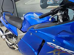 2001 Honda CBR1100XX (SUPER BLACKBIRD) Blue