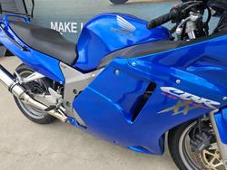 2001 Honda CBR1100XX (SUPER BLACKBIRD) Blue