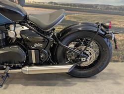 2026 Triumph Bonneville Bobber Bobber Blue