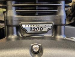 2026 Triumph Bonneville Bobber Bobber Blue