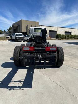 2025 Isuzu F Series FYJ 320-355 AT R67