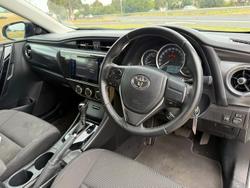 2016 Toyota Corolla Ascent Sport