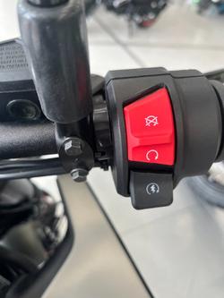 2025 HUSQVARNA SVARTPILEN 401 TUNDRA GREY