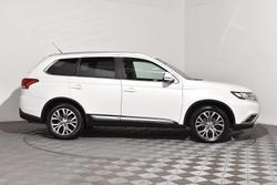 2016 Mitsubishi Outlander XLS