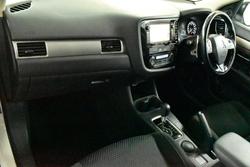 2016 Mitsubishi Outlander XLS