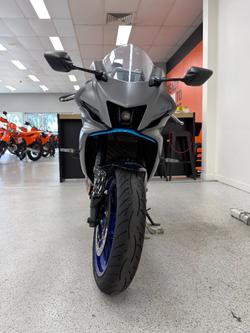 2024 YAMAHA YZF-R7LA grey