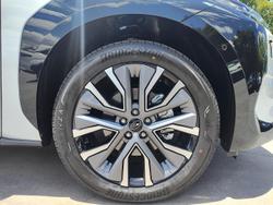 2025 Subaru Solterra AWD Touring E1-1 MY26 AWD Cosmic White