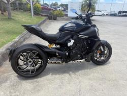 2024 Ducati Diavel V4 Diavel Black