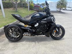 2024 Ducati Diavel V4 Diavel Black