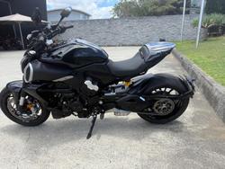 2024 Ducati Diavel V4 Diavel Black