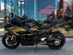 2025 Kawasaki NINJA H2 SX SE