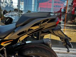 2025 Kawasaki NINJA H2 SX SE